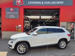 Skoda Kodiaq - 1.5 TSI Style Business Parkeersensoren V+A/ Trekhaak/ Navigatie/ Rijklaarprijs