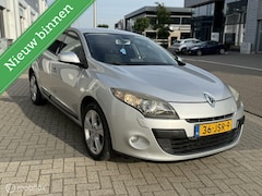 Renault Mégane - 1.6 Dynamique Xenon Airco Navigatie
