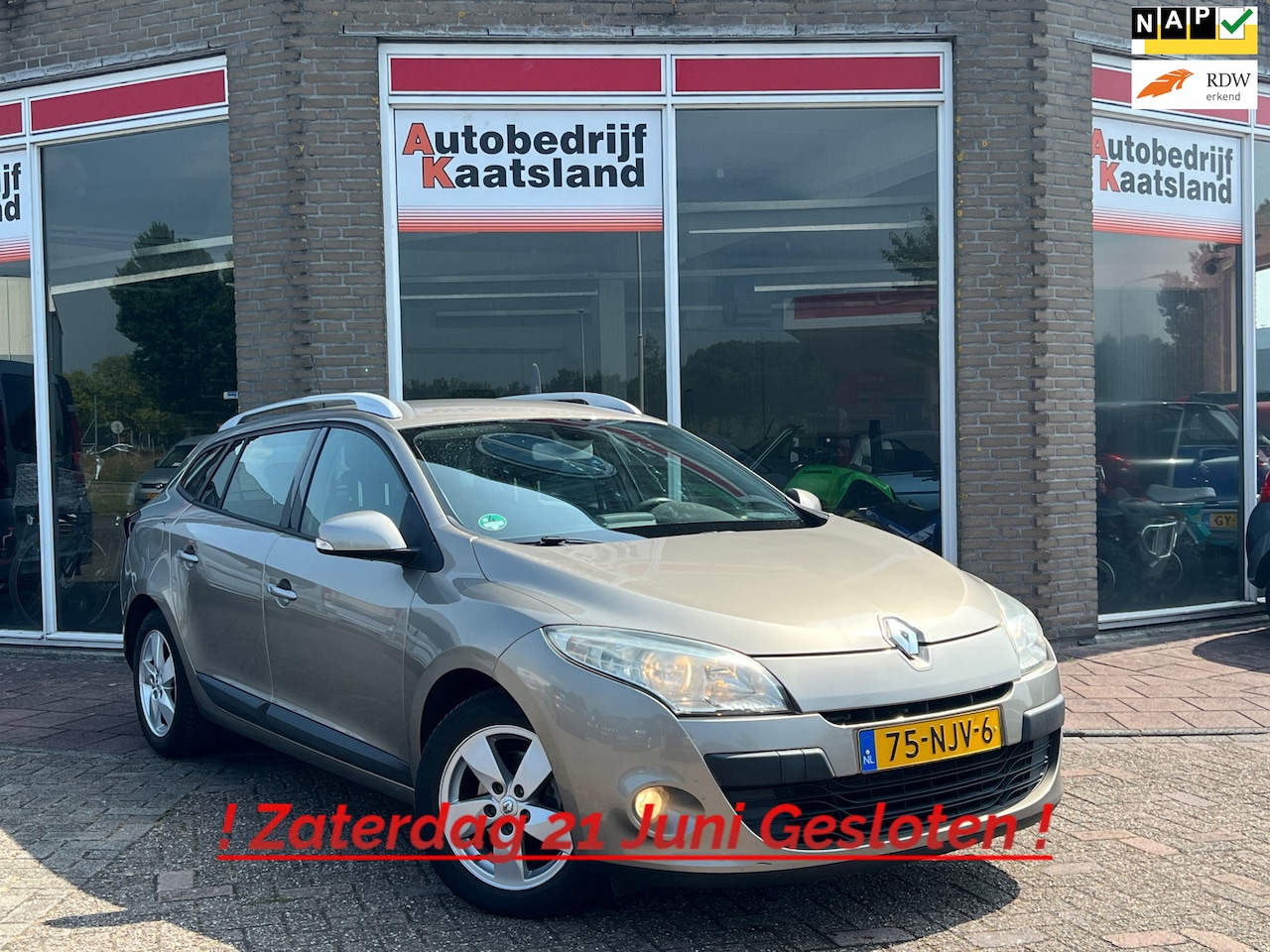 Renault Mégane Estate - 1.6 Dynamique - Keyless - Navi - Trekhaak - 2010 - AutoWereld.nl