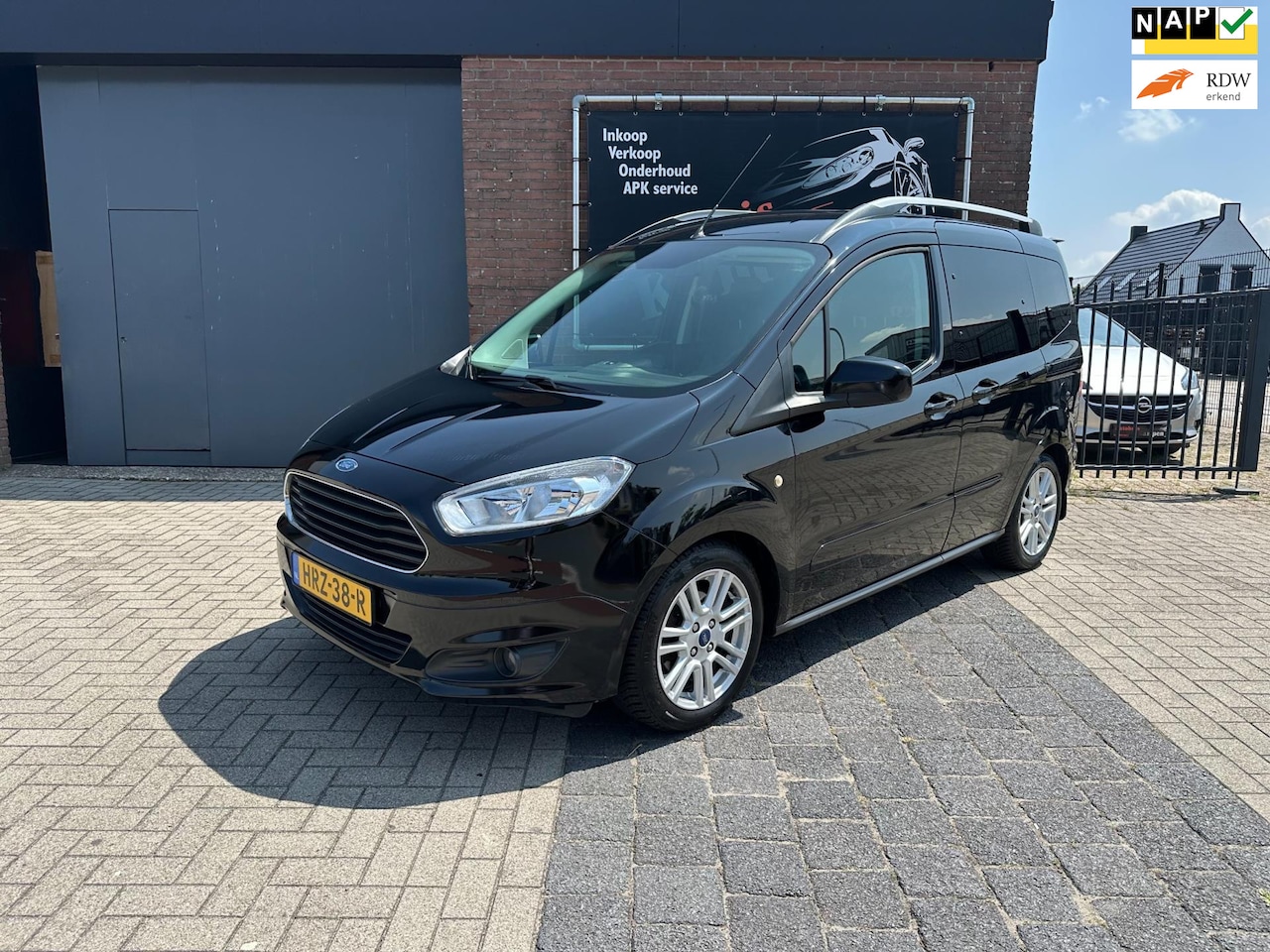 Ford Tourneo Courier - 1.0 Titanium 1.0 Titanium - AutoWereld.nl
