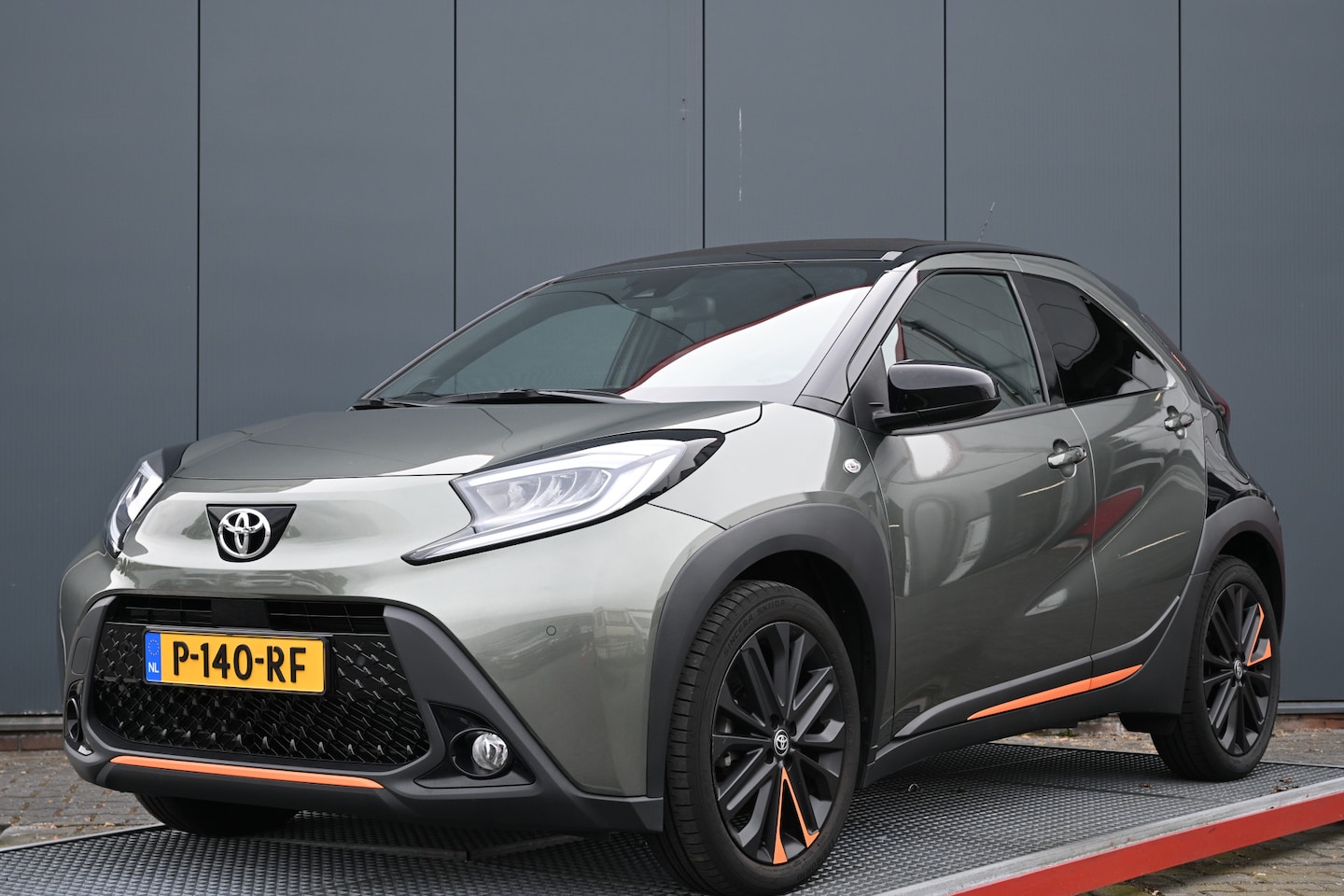 Toyota Aygo X - 1.0 VVT-i MT Limited cabriodak jbl - AutoWereld.nl