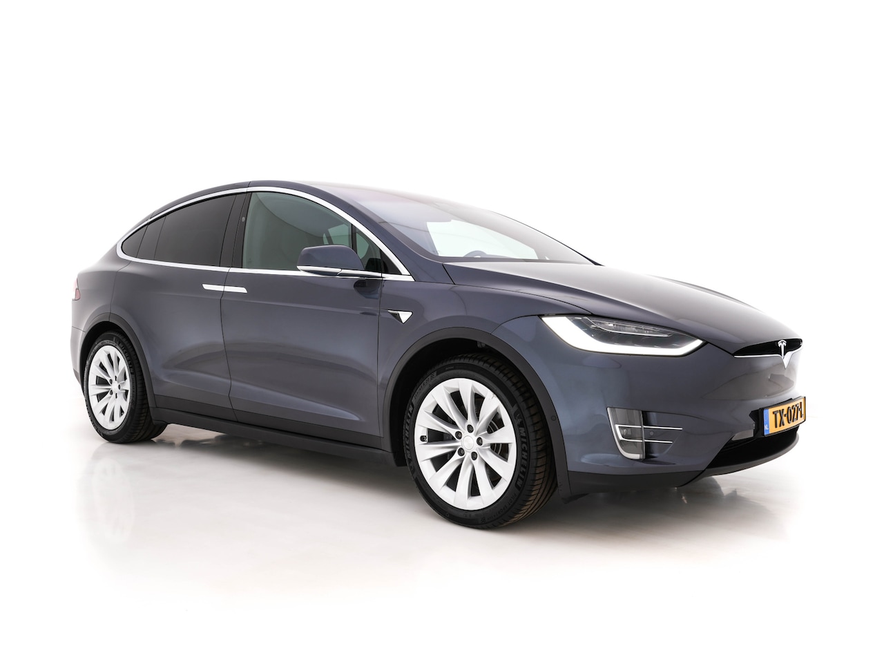 Tesla Model X - 100D AWD [ 3-Fase ] Aut. *PANO-WINDOW | AUTO-PILOT | FULL-LEATHER | TOWBAR | CCS-FASTLOADE - AutoWereld.nl