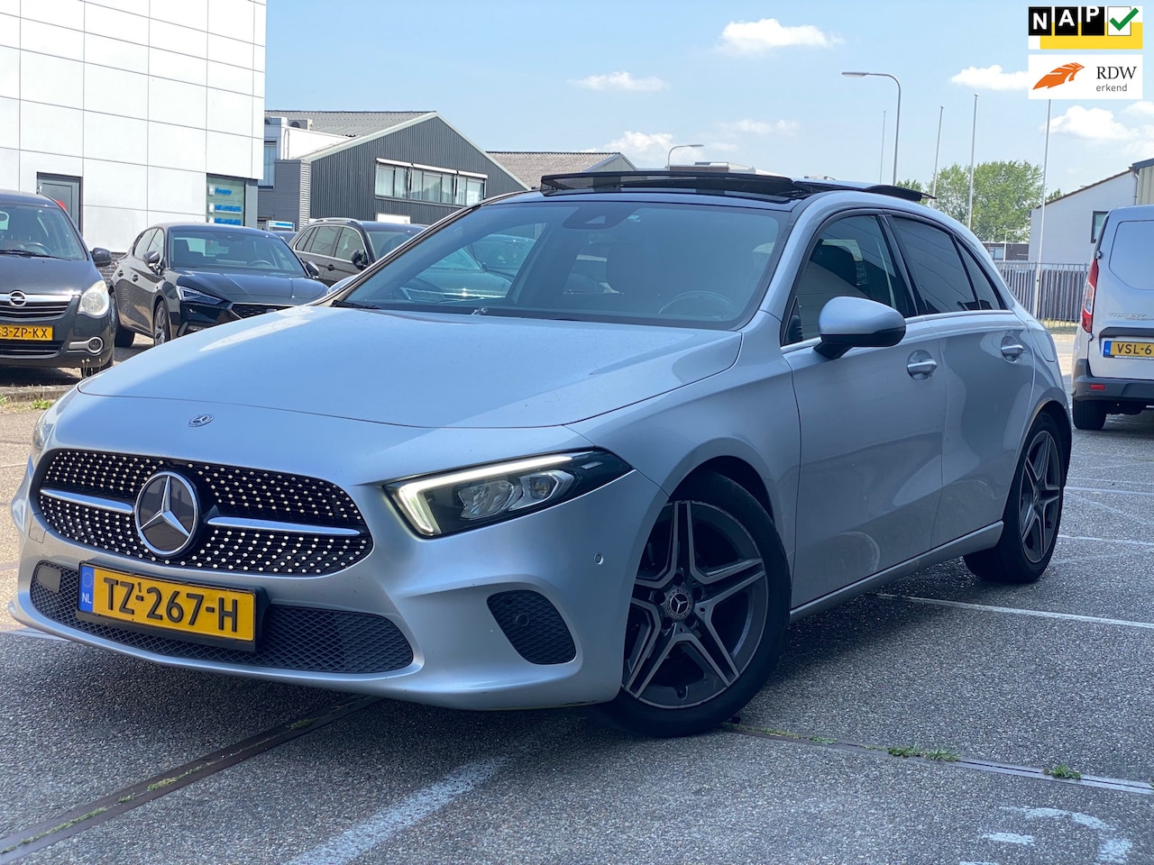 Mercedes-Benz A-klasse - 180 d Business Solution Plus Upgrade/automaat/ nap/ 1jaar apk/dealeronderhouden/navi/pdc/p - AutoWereld.nl