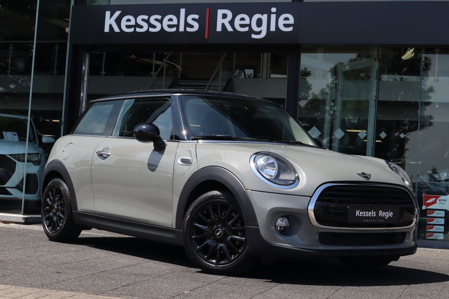 MINI Cooper - Mini 1.5 Pepper Navi BT - AutoWereld.nl