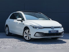 Volkswagen Golf - 1.5 eTSI DSG Style Apple/Android Panodak LED
