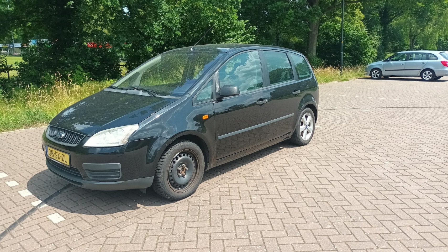 Ford Focus C-Max - 1.6-16V Champion Airco / Elek pakket - AutoWereld.nl