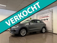 Audi Q3 - 1.4 TFSI CoD S-Line * Automaat / Xenon / Trekhaak / Navigatie / Cruise control / NL Auto