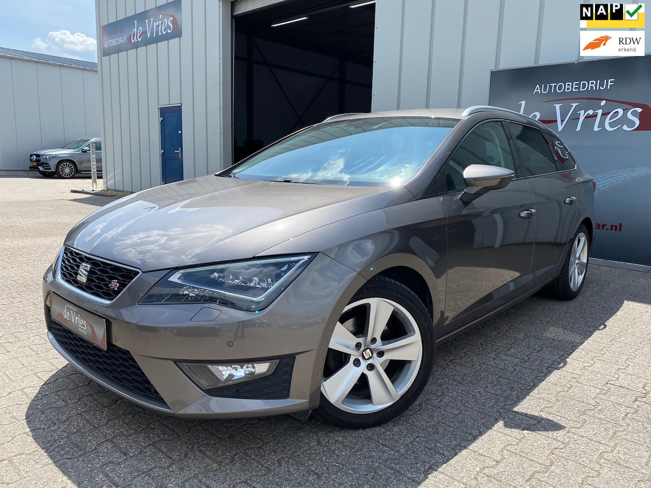 Seat Ibiza ST - 1.4 EcoTSI FR 150PK Connect / Clima / Cruise / Leder / Trekhaak / PDC - AutoWereld.nl
