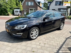 Volvo V60 - 2.4 D6 AWD Plug-In Hybrid Summum