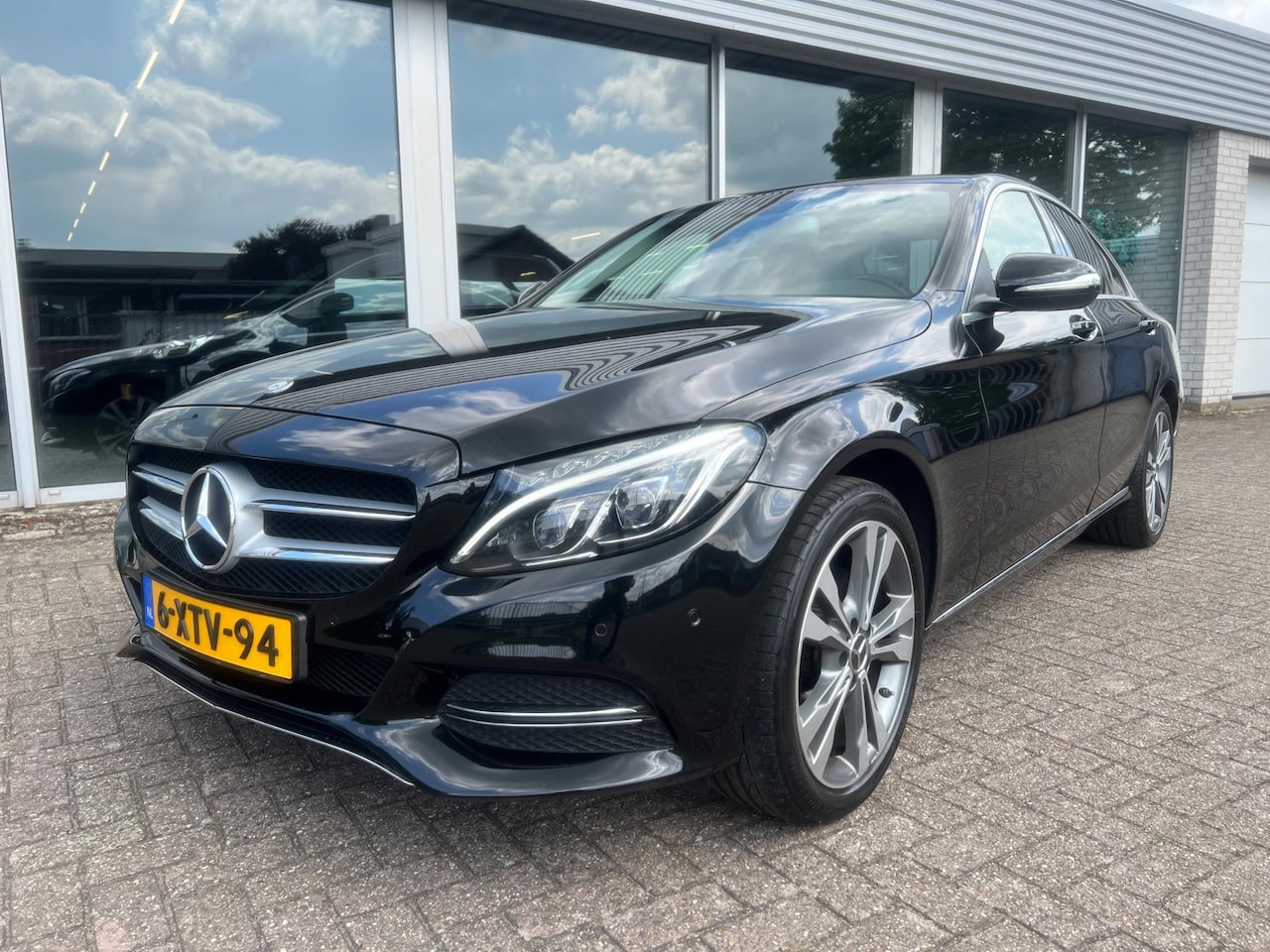 Mercedes-Benz C-klasse - 180 Led, Navi, Nieuw model - AutoWereld.nl