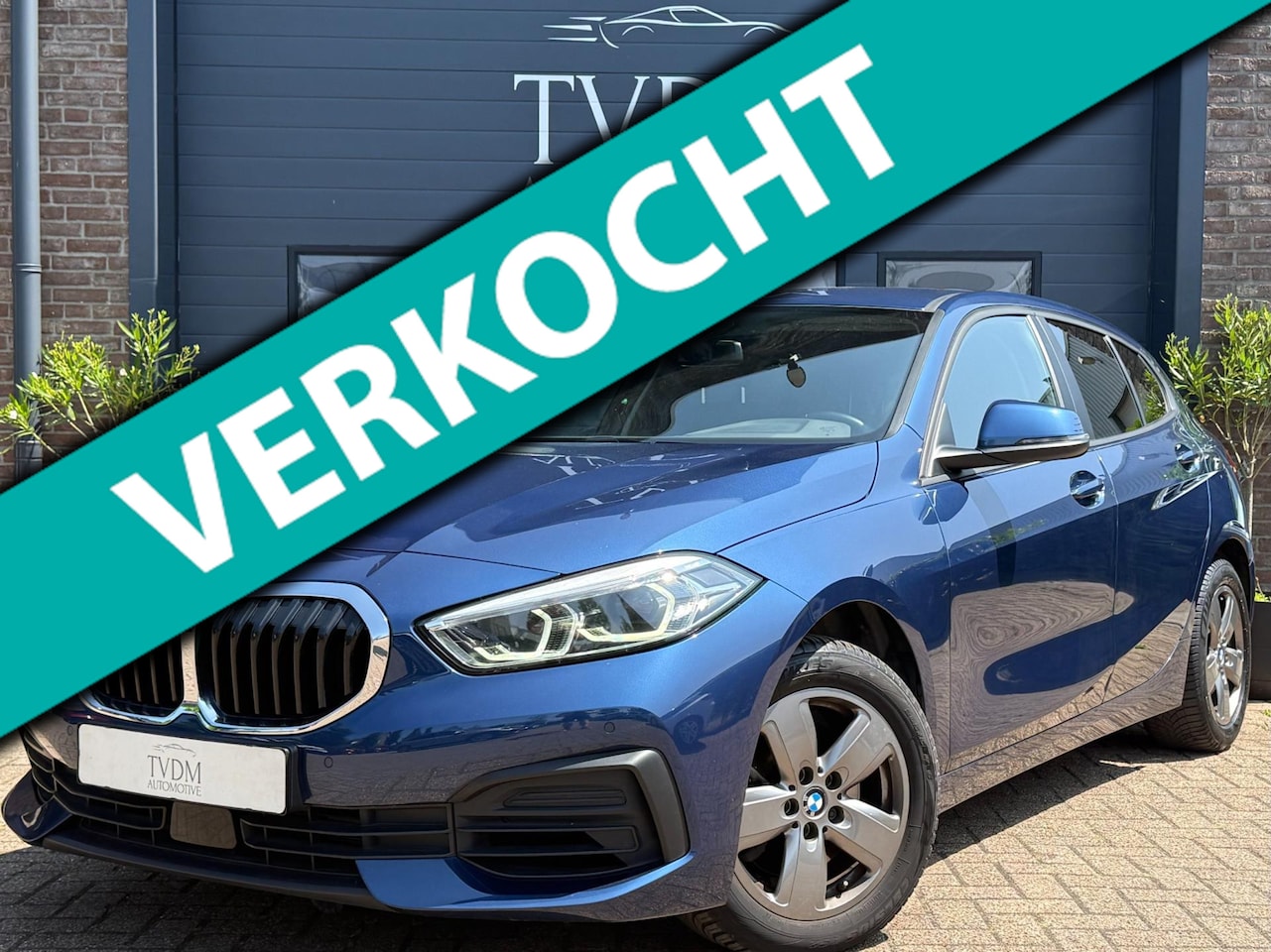 BMW 1-serie - 116i Executive|NAVI|VIRTUAL|CRUISE|CLIMATE - AutoWereld.nl
