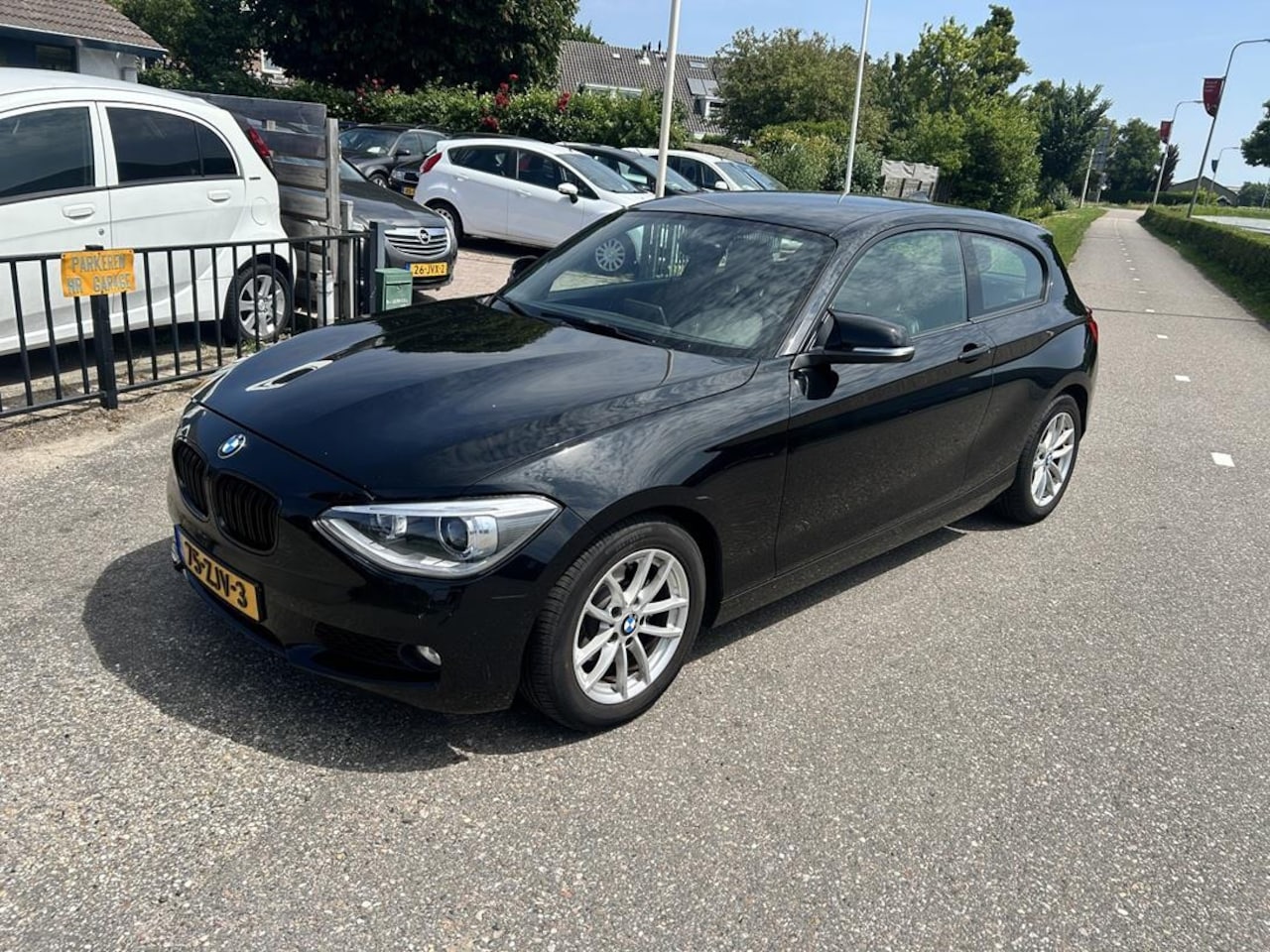 BMW 1-serie - 116i Upgrade Edition 2012! NAVI LEDER AIRCO! XENON! NWE APK! - AutoWereld.nl