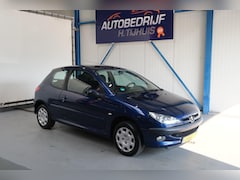 Peugeot 206 - 1.4-16V Gentry