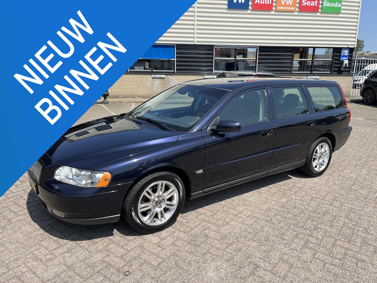 Volvo V70 - 2.4 Edition II Eerste eigenaar, perfect onderhouden. G3 lpg, unieke staat. - AutoWereld.nl