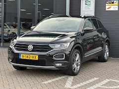Volkswagen T-Roc - 1.5 TSI Sport/XENON/NAVI/APP-CONNECT/AUTOMAAT/NETTE STAAT