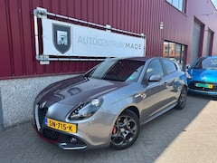 Alfa Romeo Giulietta - 1.4 Turbo MultiAir Super // Automaat // Navi // Clima // PDC // Leder