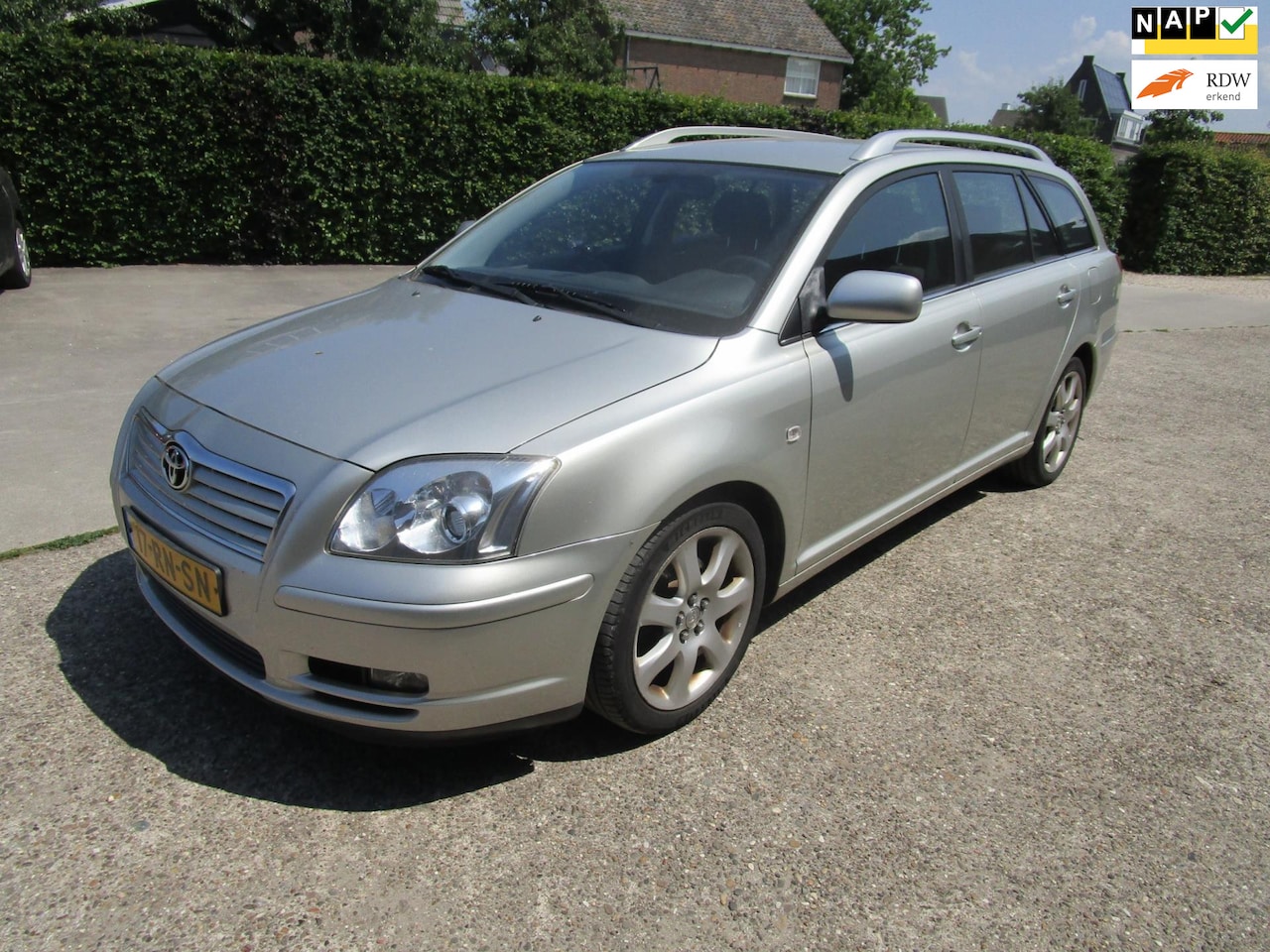 Toyota Avensis Wagon - 2.0 VVTi Linea Luna clima,lm nieuwstaat - AutoWereld.nl