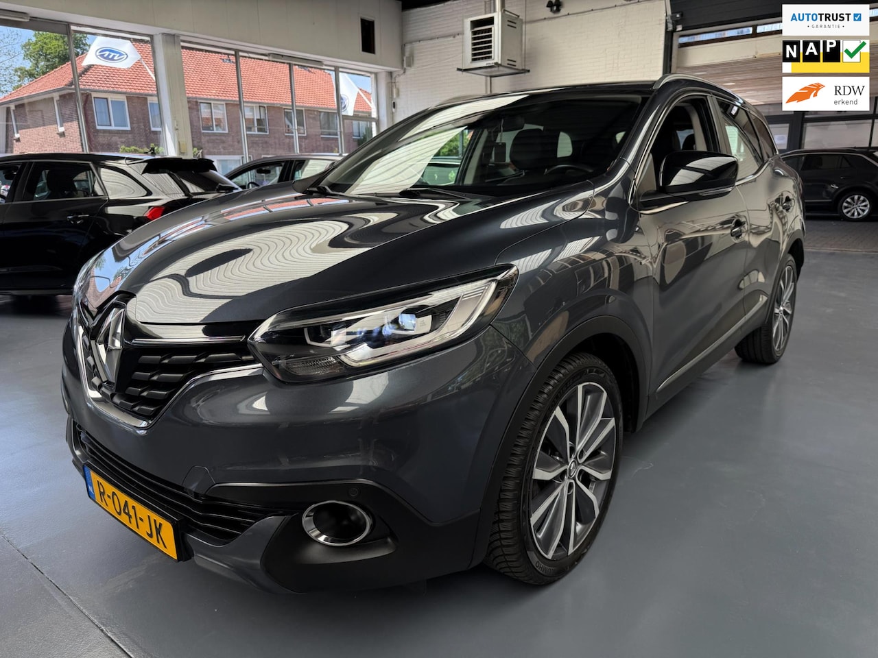 Renault Kadjar - 1.2 TCe Bose |Keyless Go| - AutoWereld.nl