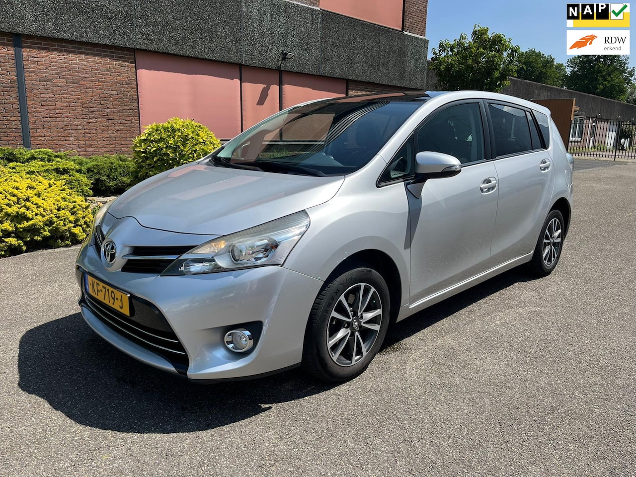 Toyota Verso - 1.8 VVT-i Business Dealerauto Trekhaak Panorama - AutoWereld.nl