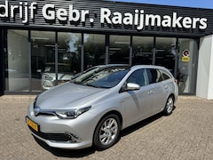 Toyota Auris Touring Sports - 1.8 Hybrid Lease pro*Panorama*Navi*EXPORTPRIJS