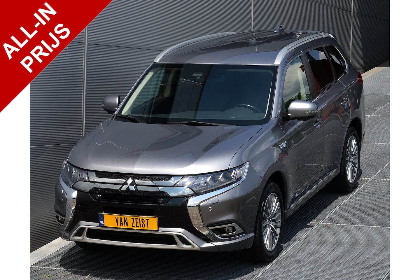 Mitsubishi Outlander - PHEV 2.4 INTENSE PLUS 4WD | PLUG IN HYRBRID | ADAPTIEF CRUISE | STANDKACHEL | ELECTR KLEP - AutoWereld.nl