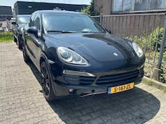 Porsche Cayenne - 4.8 S V8 Panorama xenon navi 400PK