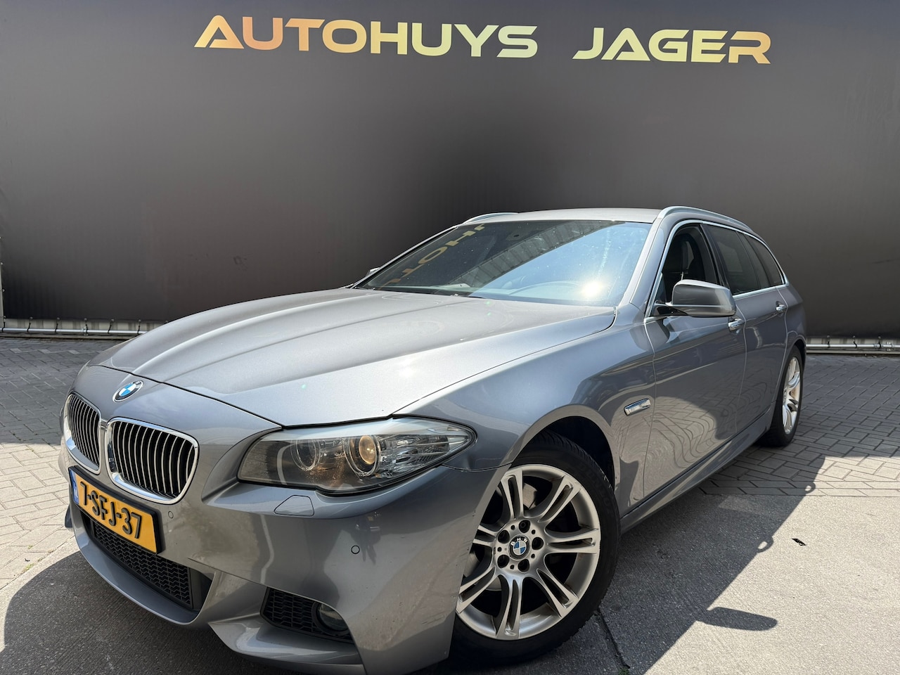 BMW 5-serie Touring - 520i |Headup|Leer|Elektrische klep|Touring - AutoWereld.nl