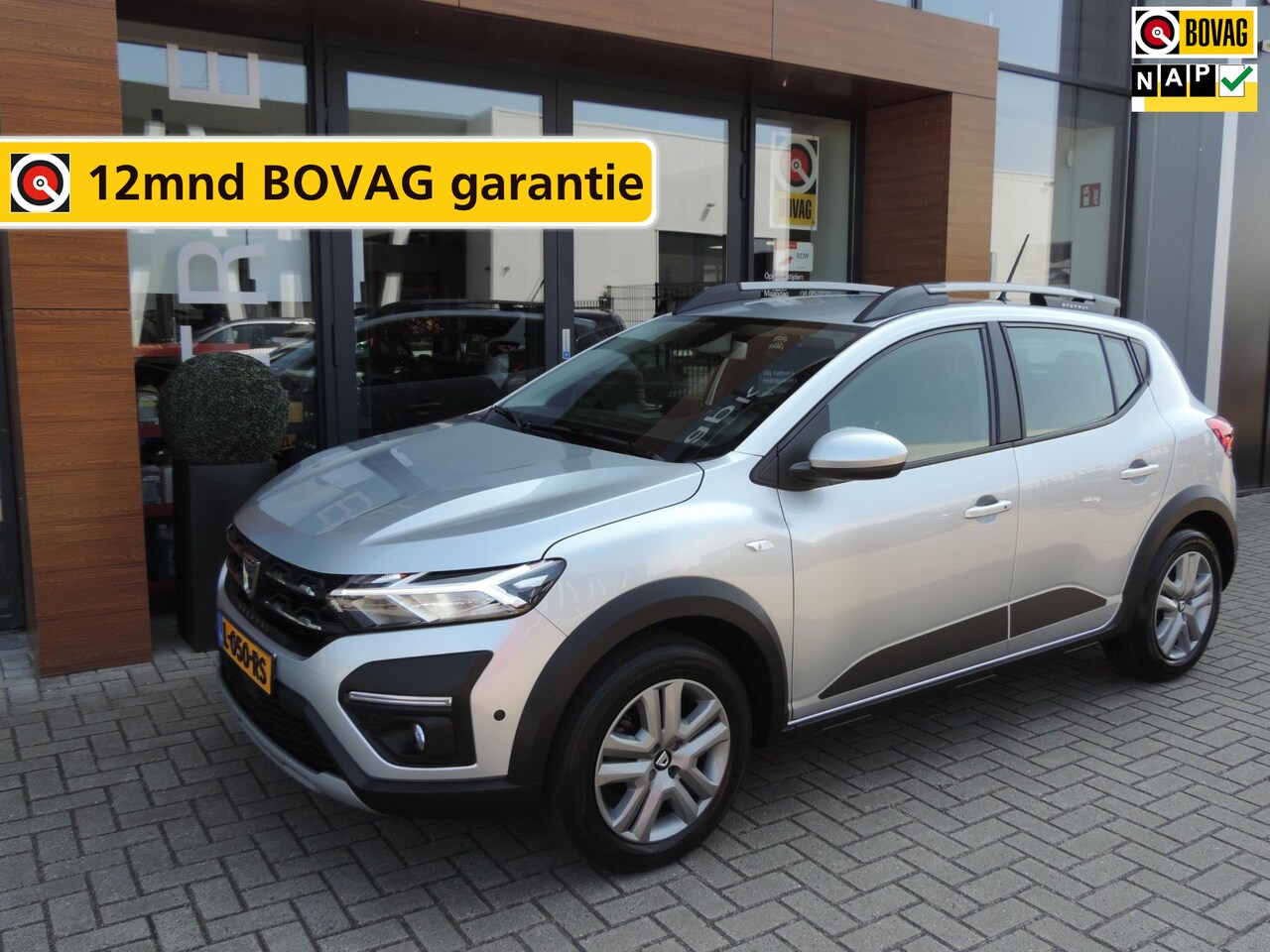 Dacia Sandero Stepway - 1.0 TCe 90 Comfort 36.000km | ECC | CarPlay | LED kopl | Trekh | Cruise contr | Dodehoek | - AutoWereld.nl