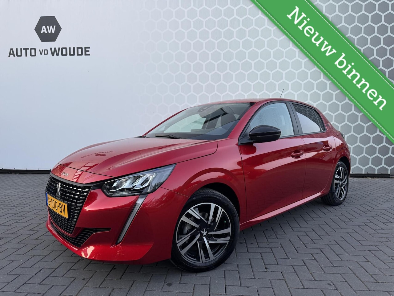 Peugeot 208 - 1.2 PureTech Style Carplay Airco Lane assist - AutoWereld.nl