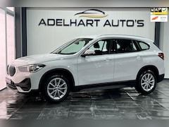 BMW X1 - SDrive18i Executive Automaat / Navigatie full map / Cruise control / Climate control / Cru