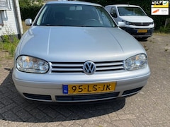 Volkswagen Golf - 1.6-16V Oxford