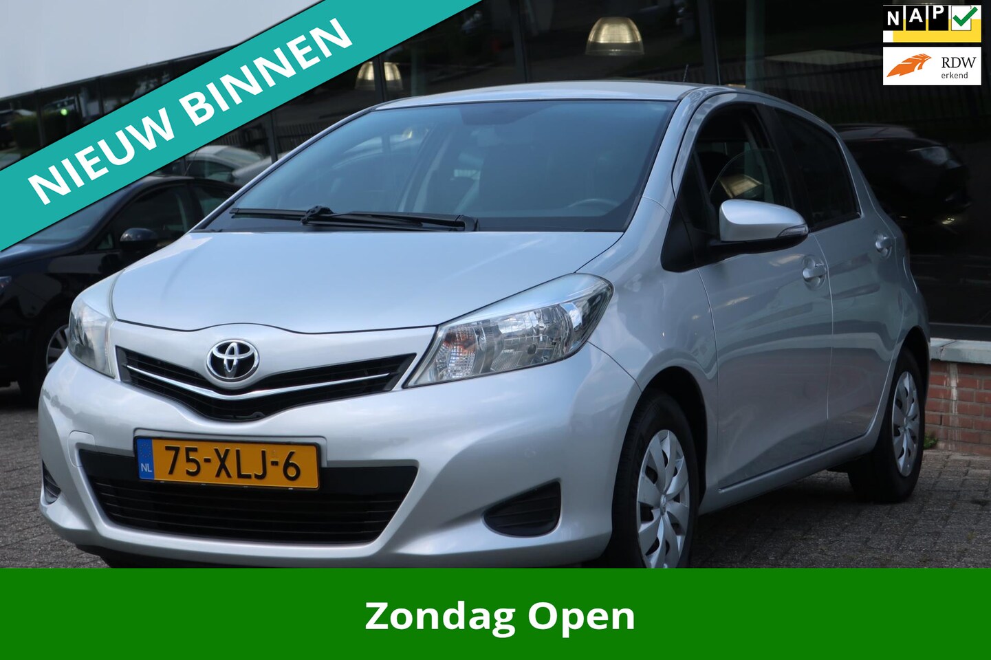Toyota Yaris - 1.0 VVT-i Aspiration 1.0 VVT-i Aspiration - AutoWereld.nl