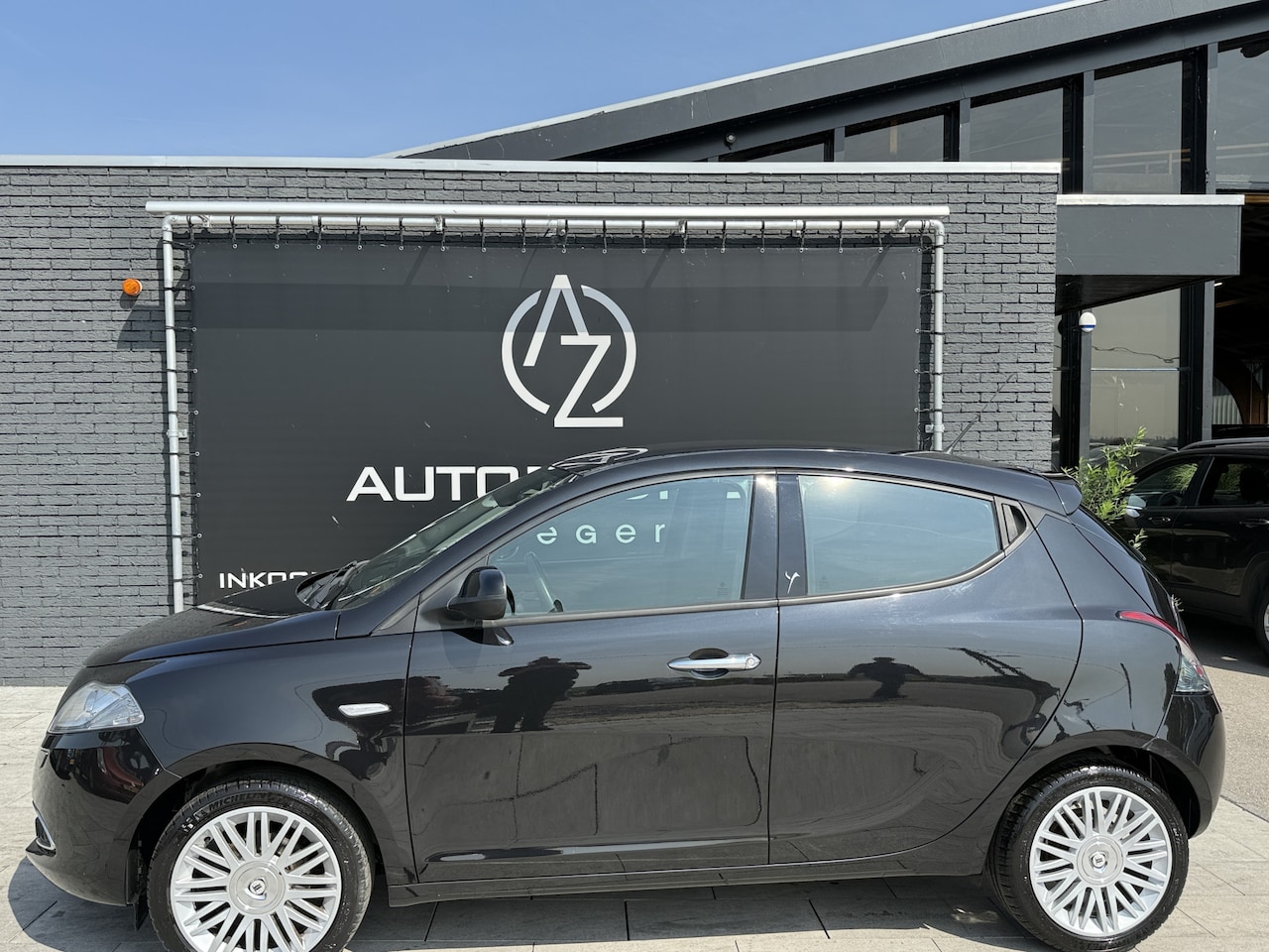 Lancia Y(psilon) - Ypsilon 0.9 TwinAir Platinum navigatie * Super leuk * - AutoWereld.nl