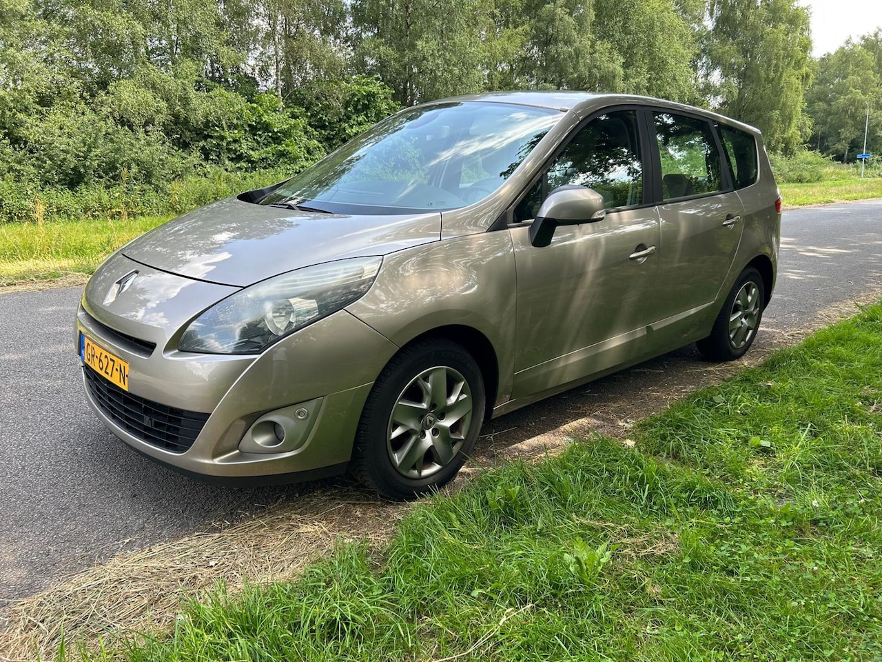 Renault Grand Scénic - 1.5 dCi Expression 7p. 1.5 dCi Expression 7p. - AutoWereld.nl