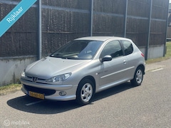 Peugeot 206 - 1.4 GentryNAP/APK/KOUDEAIRCO
