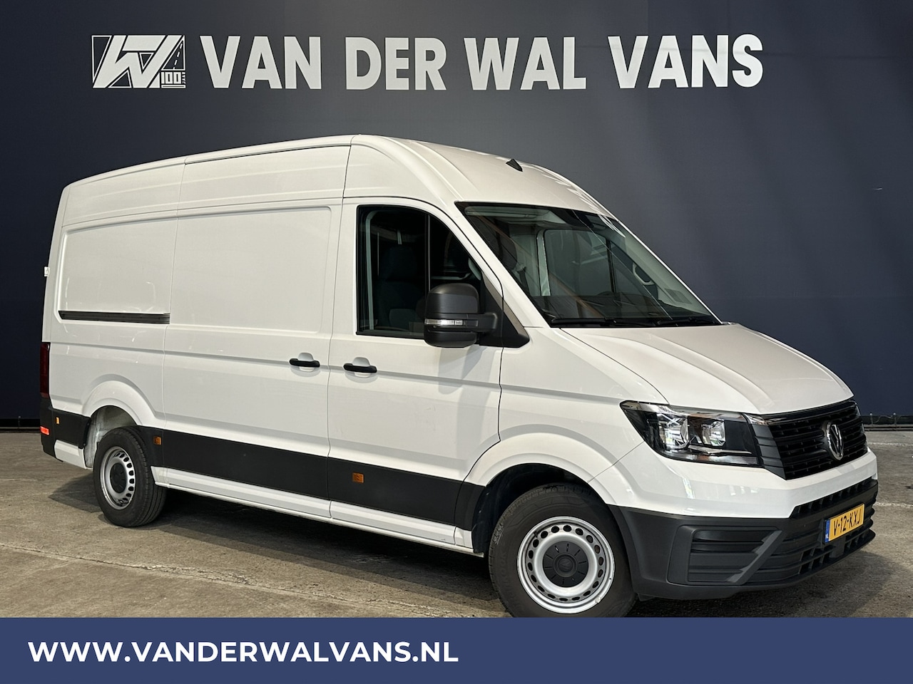 Volkswagen Crafter - 2.0 TDI 141pk L3H3 L2H2 Euro6 Airco | Camera | Apple Carplay | Cruisecontrol Android Auto - AutoWereld.nl