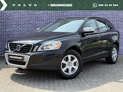 Volvo XC60 - 2.0 T5 Kinetic | Trekhaak | Parkeersensoren | All Season Banden | High Performance audio |
