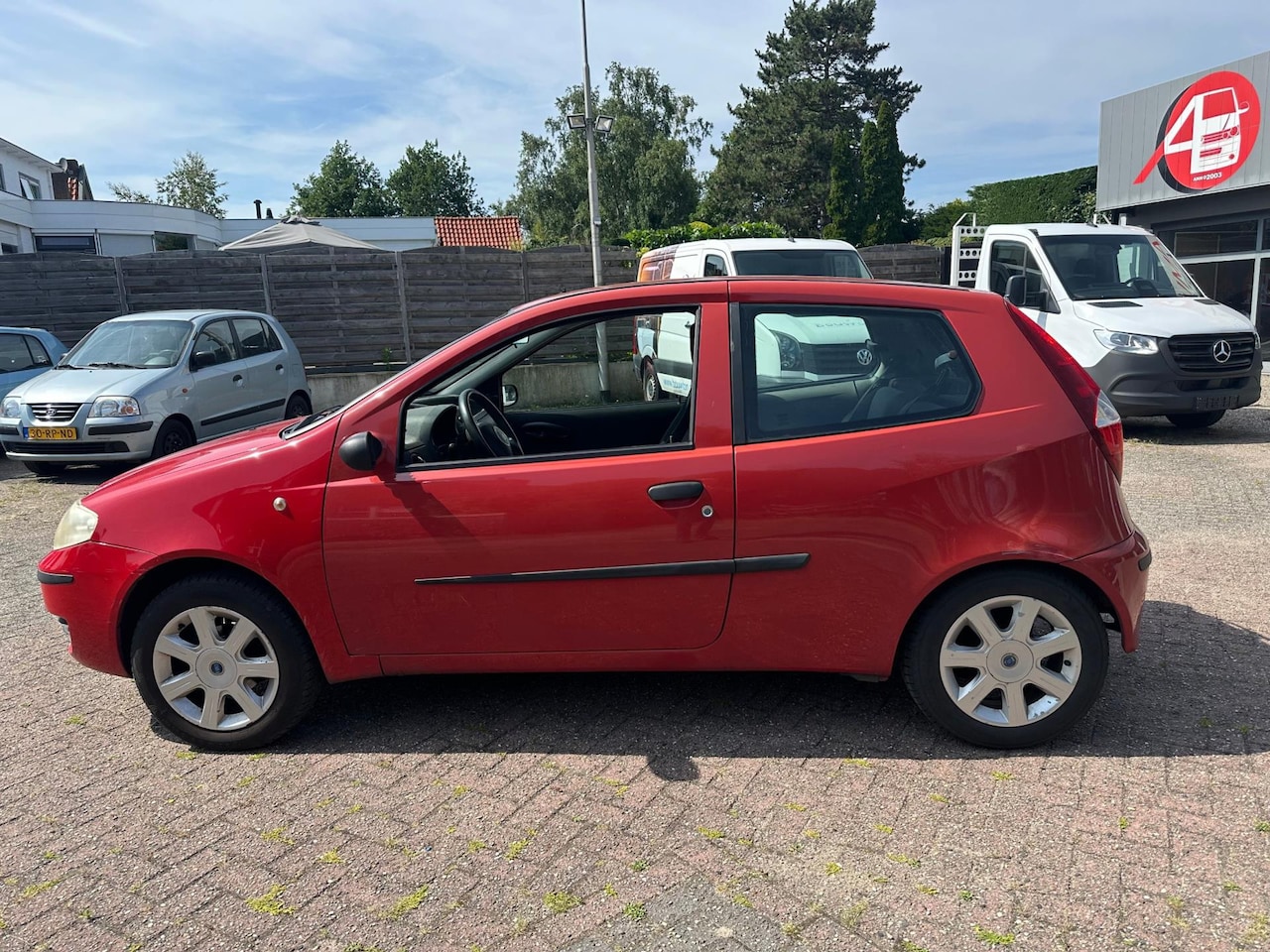 Fiat Punto - 1.2 Young 1.2 Young,APK: 11-11-2025,Rijdt Goed,895,- - AutoWereld.nl