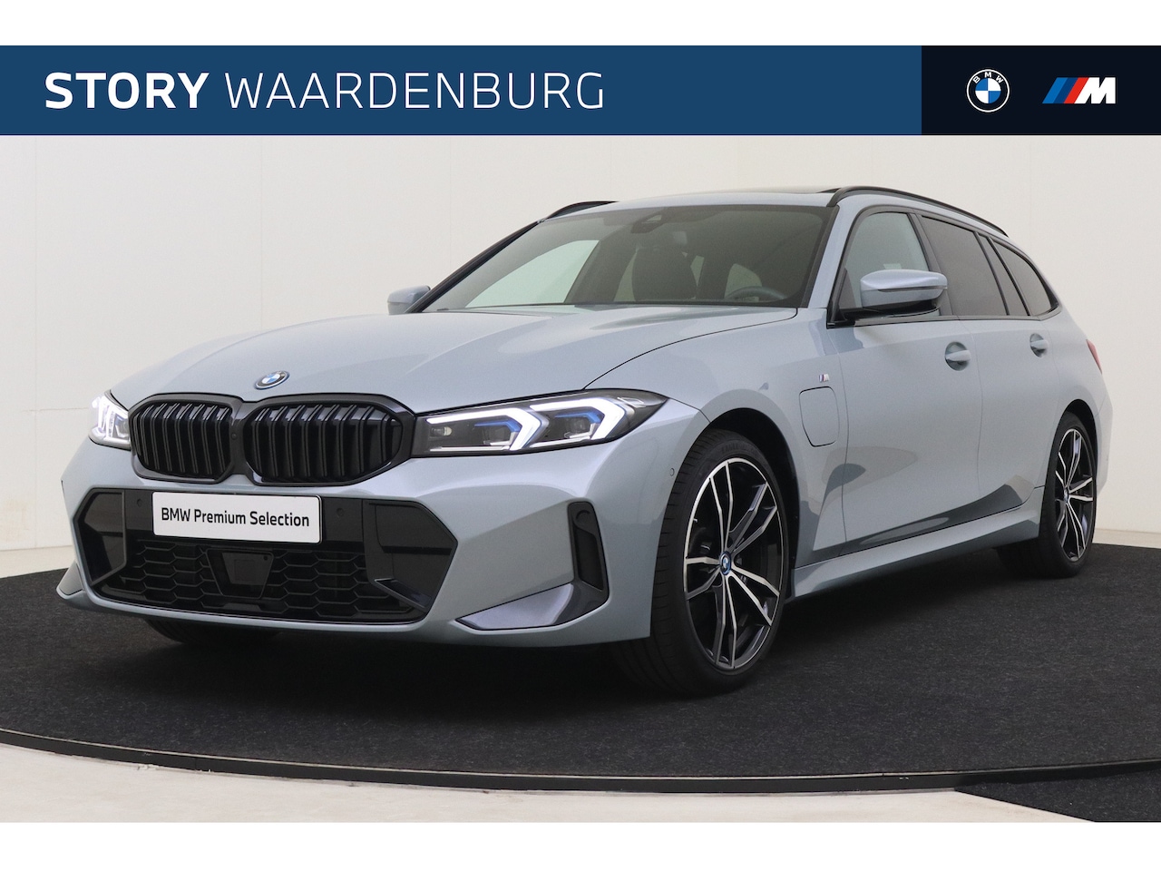BMW 3-serie Touring - 330e High Executive M Sport Automaat / Panoramadak / Trekhaak / Sportstoelen / Adaptieve L - AutoWereld.nl