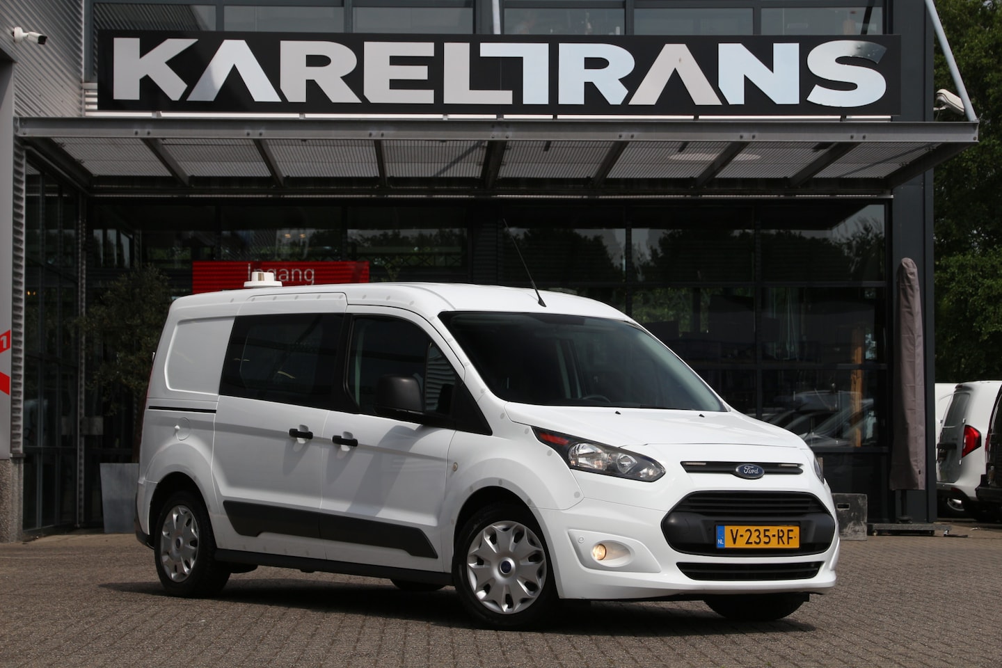 Ford Transit Connect - 1.5 TDCI 100 | L2 | Inrichting | Airco.. - AutoWereld.nl