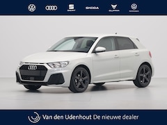 Audi A1 Sportback - 25 TFSI 95 pk s-tronic S line edition Stoelverwarming, Optiek zwart, Navi via app