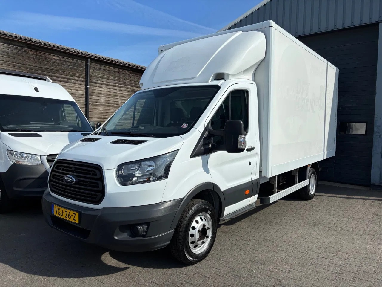 Ford Transit - 2.0 TDCI 130 PK Bakwagen Laadklep Airco - AutoWereld.nl