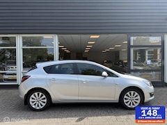 Opel Astra - 1.4 Turbo Edition