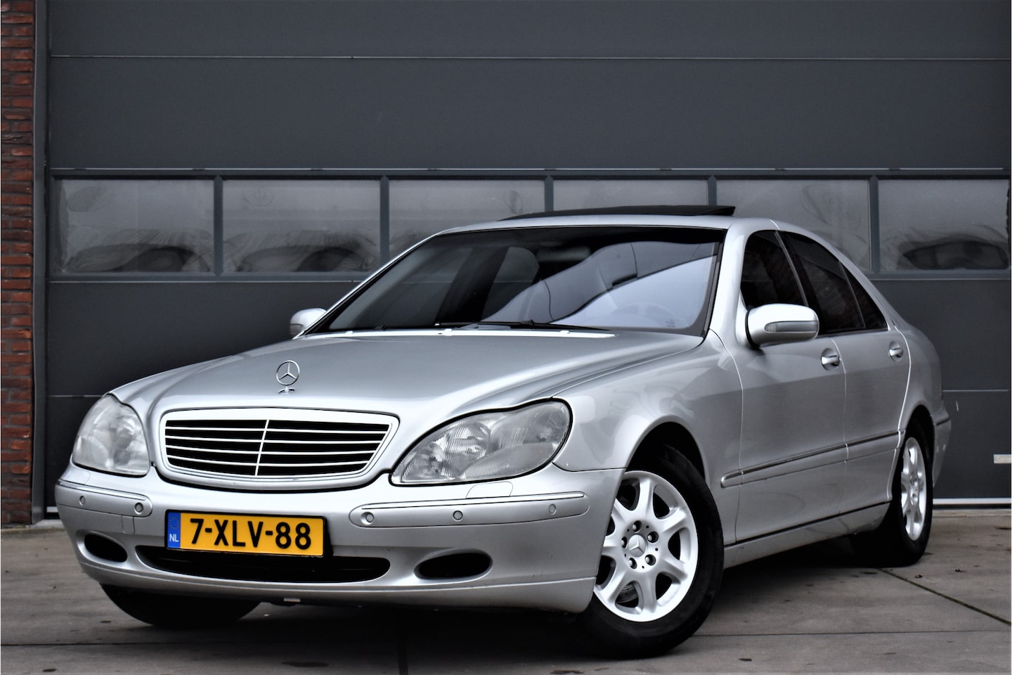 Mercedes-Benz S-klasse - 500 V8 Youngtimer Schuif/kantel.dak -Navi - Cruise - Softclose - AutoWereld.nl