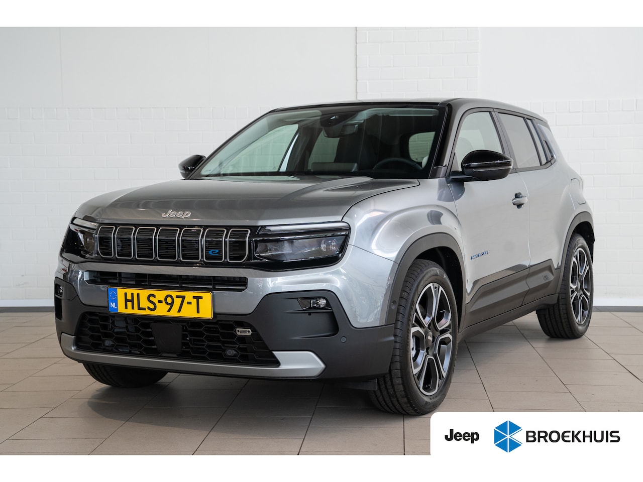 Jeep Avenger - Summit 54 kWh | Camera | Lederen bekleding | Stoelverwarming | Apple Carplay & Android Aut - AutoWereld.nl