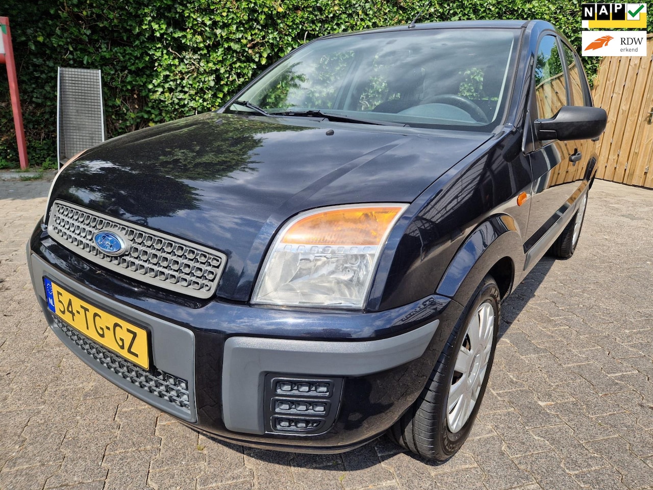 Ford Fusion - 1.4-16V Champion/AIRCO - AutoWereld.nl