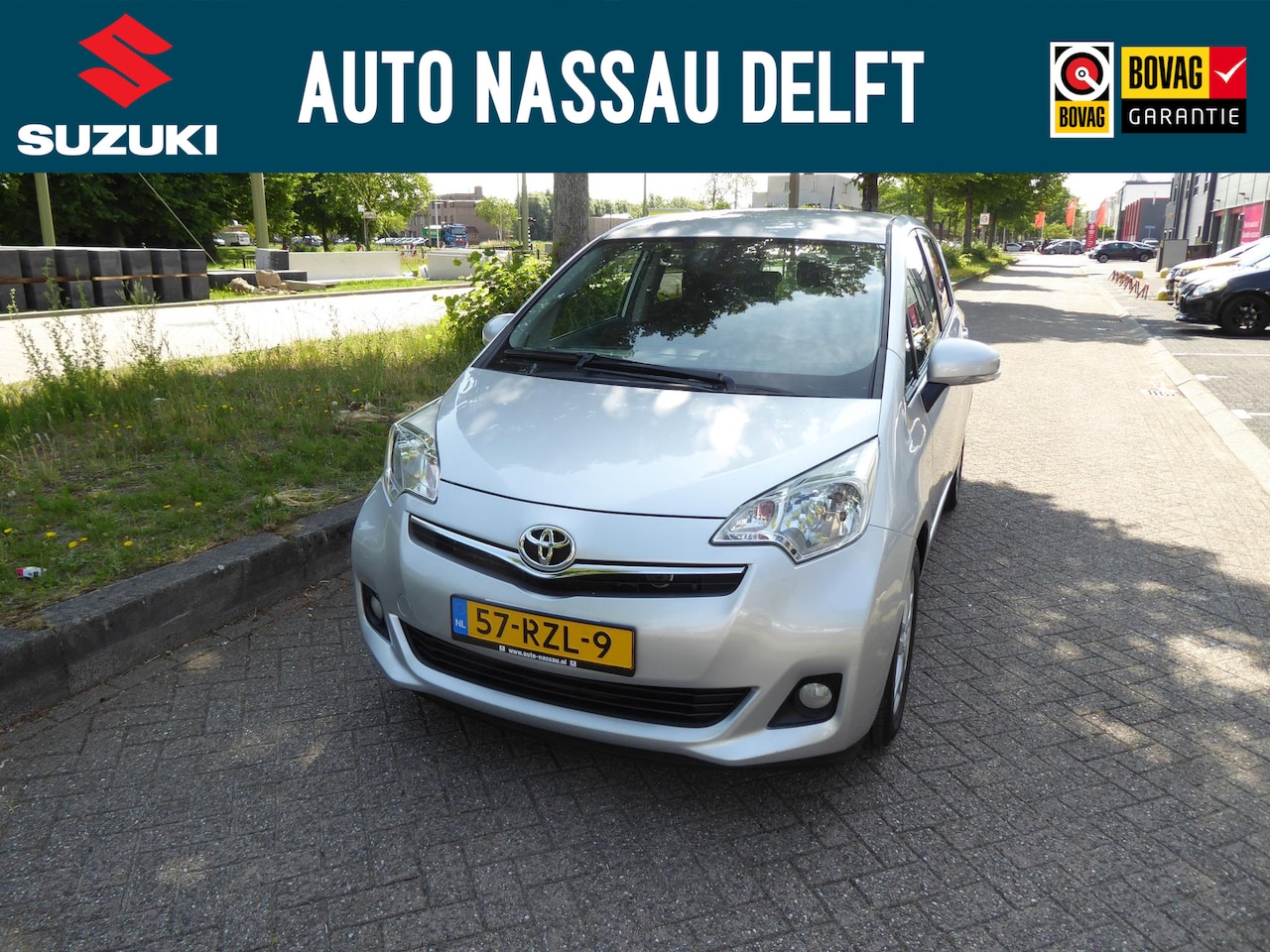 Toyota Verso S - 1.3 VVT-i Dynamic Automaat trekhaak achteruitrij camera - AutoWereld.nl