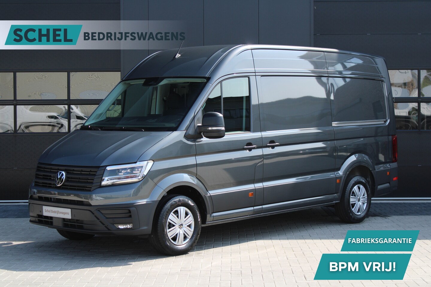 Volkswagen Crafter - 35 2.0 TDI L3H3 177pk - Facelift - 2x Schuifdeur - Navigatie - LED - Geveerde stoel - Virt - AutoWereld.nl