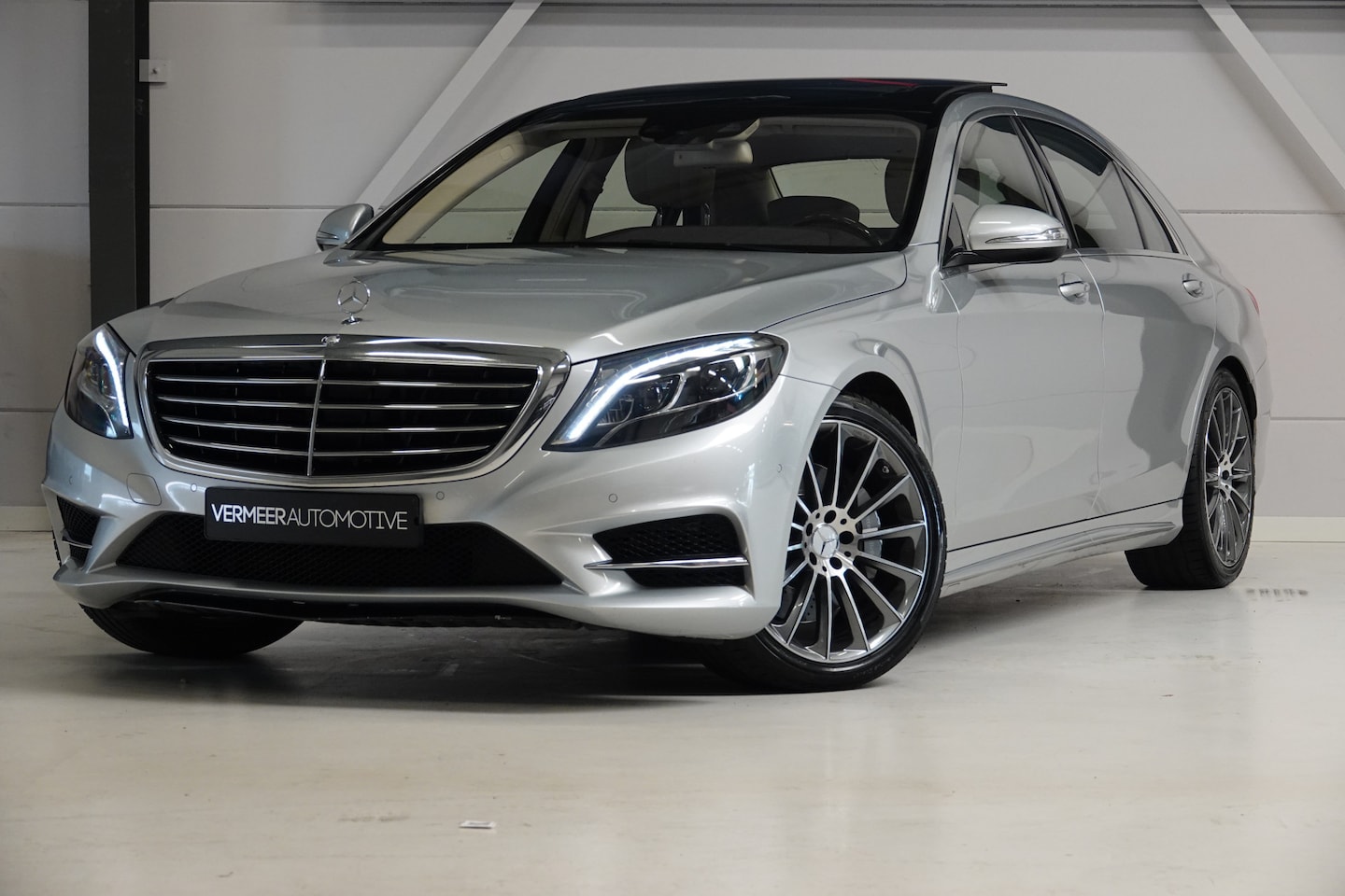 Mercedes-Benz S-klasse - 500 Lang AMG | Dealeronderhouden | Panoramadak | Nette Staat ! | Leder | Vol Opties! | - AutoWereld.nl