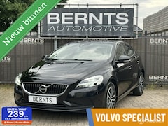 Volvo V40 - T2|Navigatie|Bluetooth|Parkeersensoren|on Call